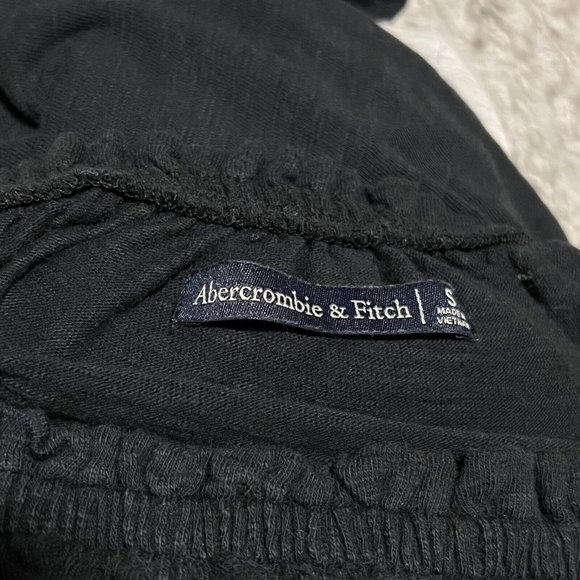 Abercrombie & Fitch Black Floral Embroidered Off The Shoulder Mini Dress sz S - Picture 5 of 6